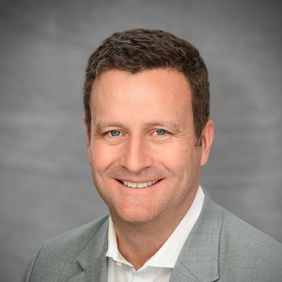 Simon Banks